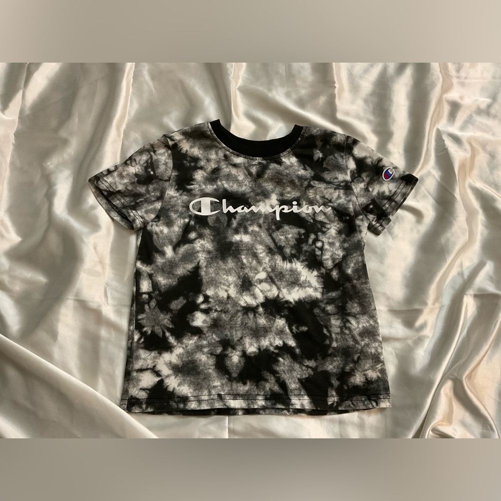 Champion t-shirt